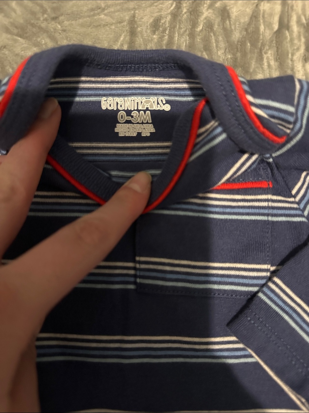 5/$25 Onsie bundle - Picture 3 of 4